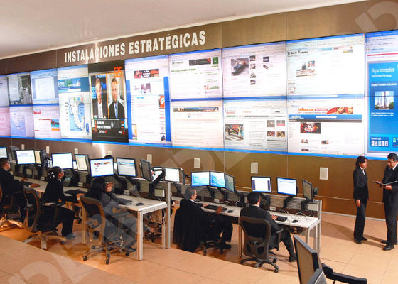 55 panneau visuel DDW-LW550DUN-TKB1 du mur 12 V TFT de salle de commande d'affichage d'affichage à cristaux liquides d'atterrisseur de pouce