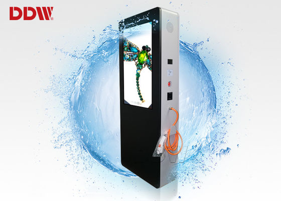 65 pouces ISO9001 extérieur ont adapté la pile aux besoins du client futée de charge de Signage de Digital de couleur pour l'énergie - la voiture 2500nits DDW-AD6501S