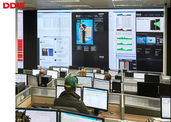 Salle de commande visuelle de mur de télévision en circuit fermé 1200 : 1 C.A. visuel 110 de mur du contraste HDMI DVI VGA - 240v DDW-LW550HN16