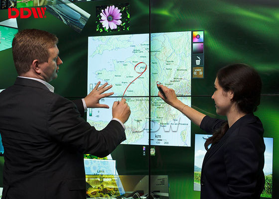 mur multi d'affichage d'écran de 1.7mm, écran tactile Videowall de 700 lentes avec le capteur de mouvement