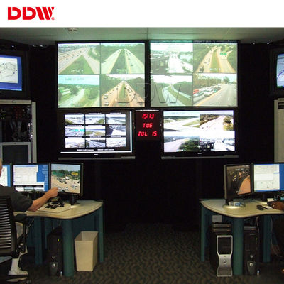 Le contrôleur visuel multi de mur de l'interface 2x1, affichage à cristaux liquides montrent le grand contrôleur de mur d'affichage d'écran