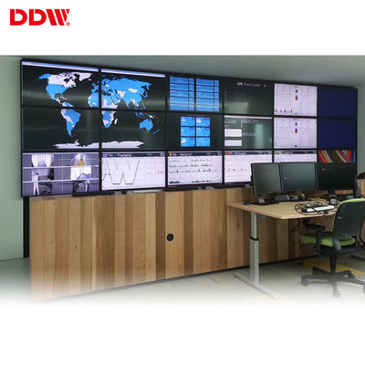 2-4 l'écailleur visuel de mur d'IP d'écran divisé soutiennent grand - LAN du gel RS232 d'image d'écran